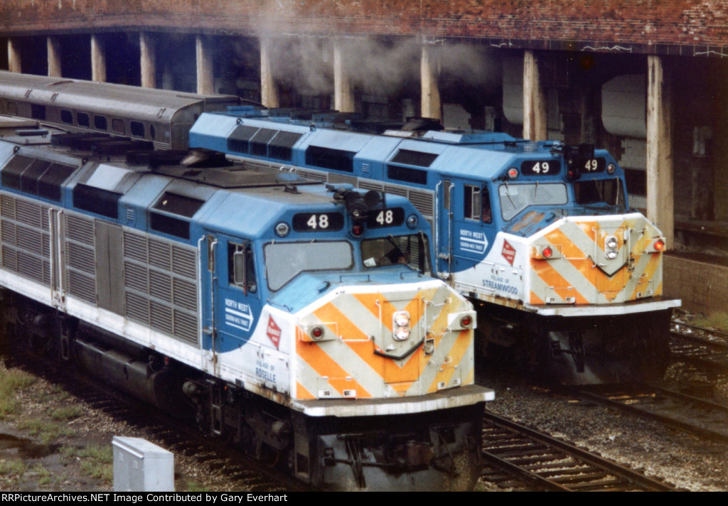 MILW F40C #48 & #49 - Milwaukee Road